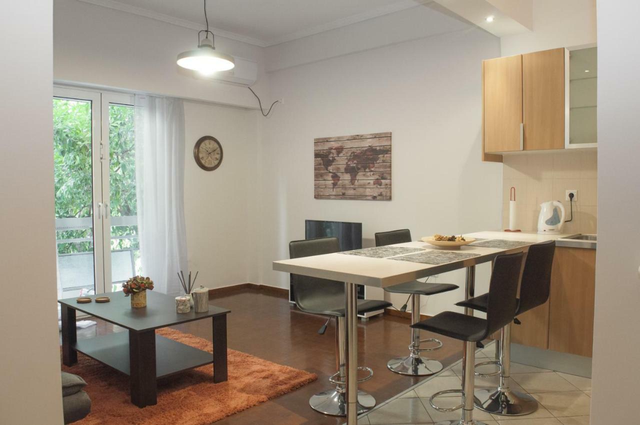 Modern Apartment, Excellent And Vibrant Location!! Athens Exterior photo